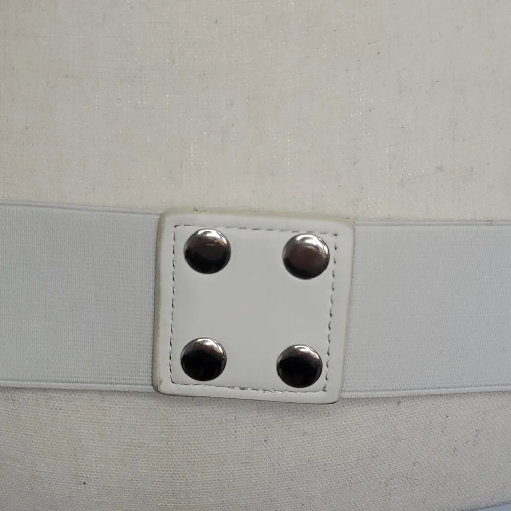 NY&Co White Elastic Belt